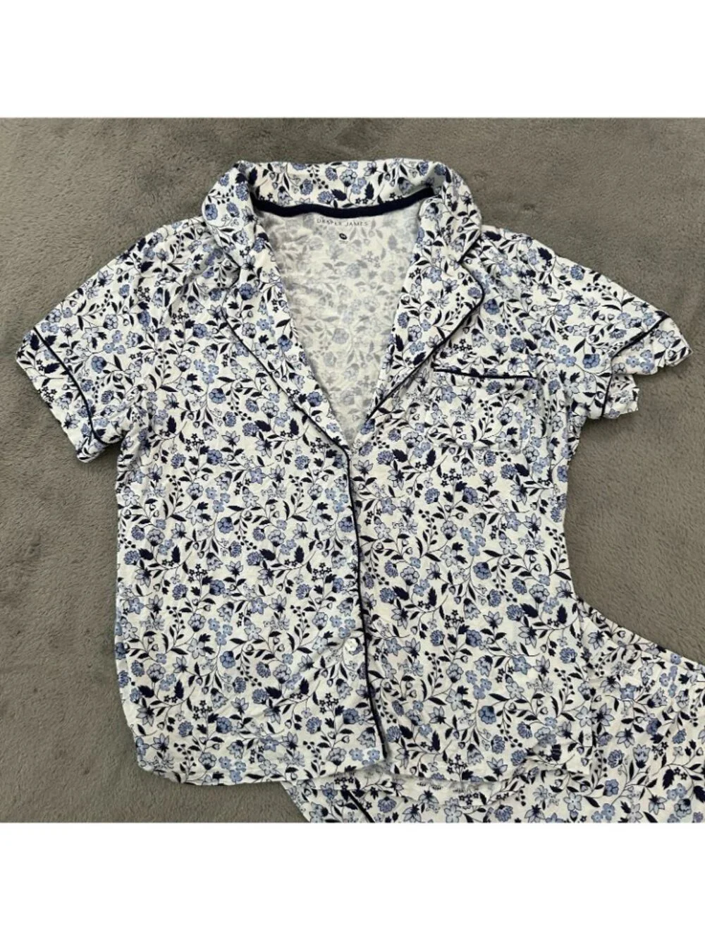 Draper James Pajamas Set Blue White Shorts Shirt Top Stretch Jersey MEDIUM